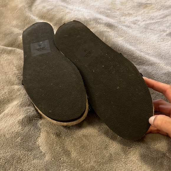 Zara sandals - Picture 2 of 4